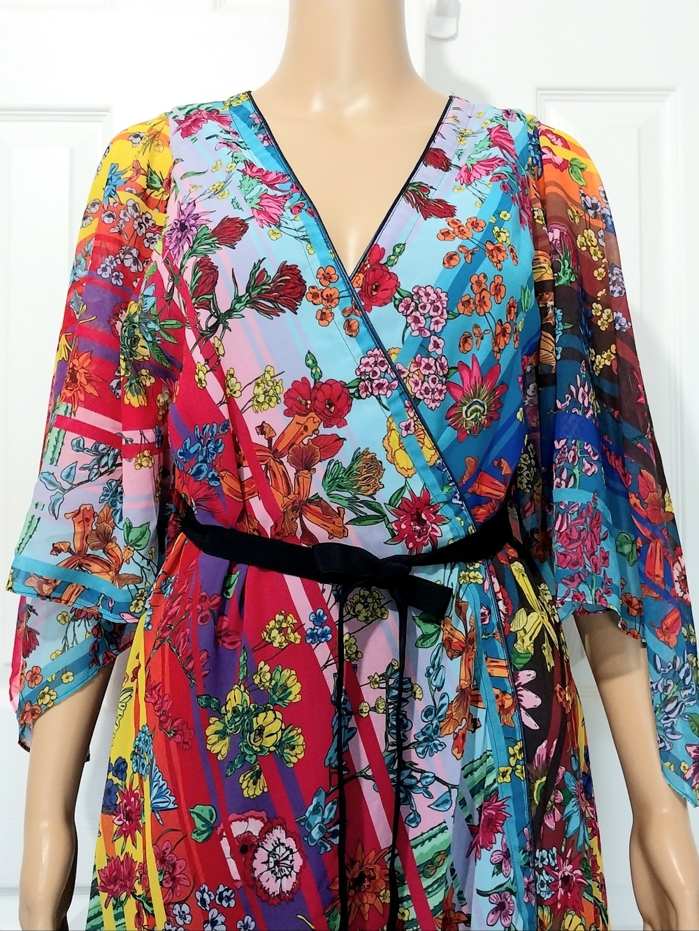 Golden Goose Floral Patchwork Wrap Dress, Size 40 - Picture 2 of 9